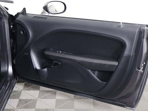 Used 2016 Dodge Challenger SRT Hellcat image 25