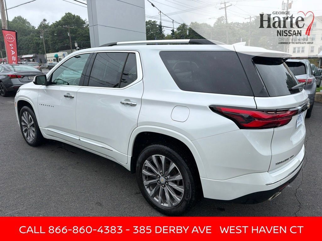 Used 2023 Chevrolet Traverse Premier AWD/4WD image 6