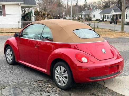 Used 2009 Volkswagen Beetle Convertible image 8