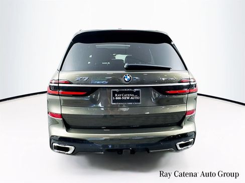 Used 2024 BMW X7 xDrive40i w/ M Sport Package AWD/4WD image 6