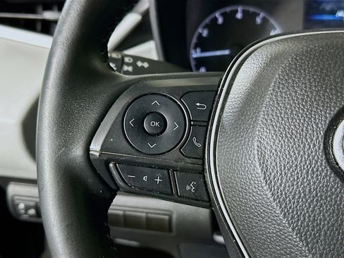 Used 2025 Toyota Corolla SE FWD image 16