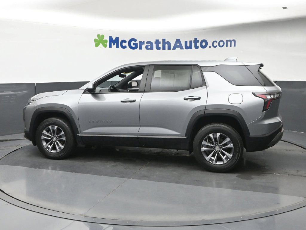 Used 2025 Chevrolet Equinox LT w/ Safety and Technology Package FWD image 24