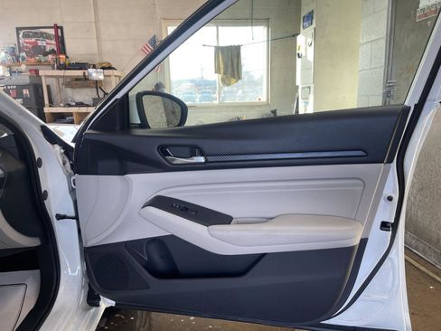 Used 2020 Nissan Altima 2.5 S image 19