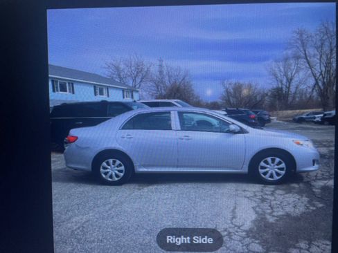 Used 2009 Toyota Corolla LE FWD image 4
