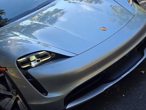 Used 2023 Porsche Taycan 4 Cross Turismo w/ Premium Package image 75