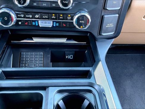 Used 2024 Ford F250 Lariat w/ Chrome Package AWD/4WD image 17