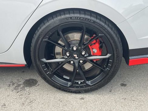 Certified 2026 Hyundai Elantra N FWD image 11