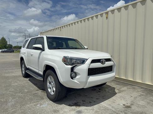 Used 2018 Toyota 4Runner SR5 Premium AWD/4WD image 1