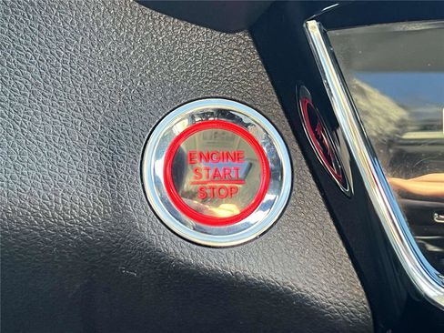 Used 2019 Honda HR-V EX image 37