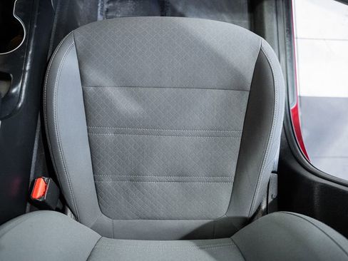 Used 2016 Kia Sorento LX w/ LX Convenience Package image 34