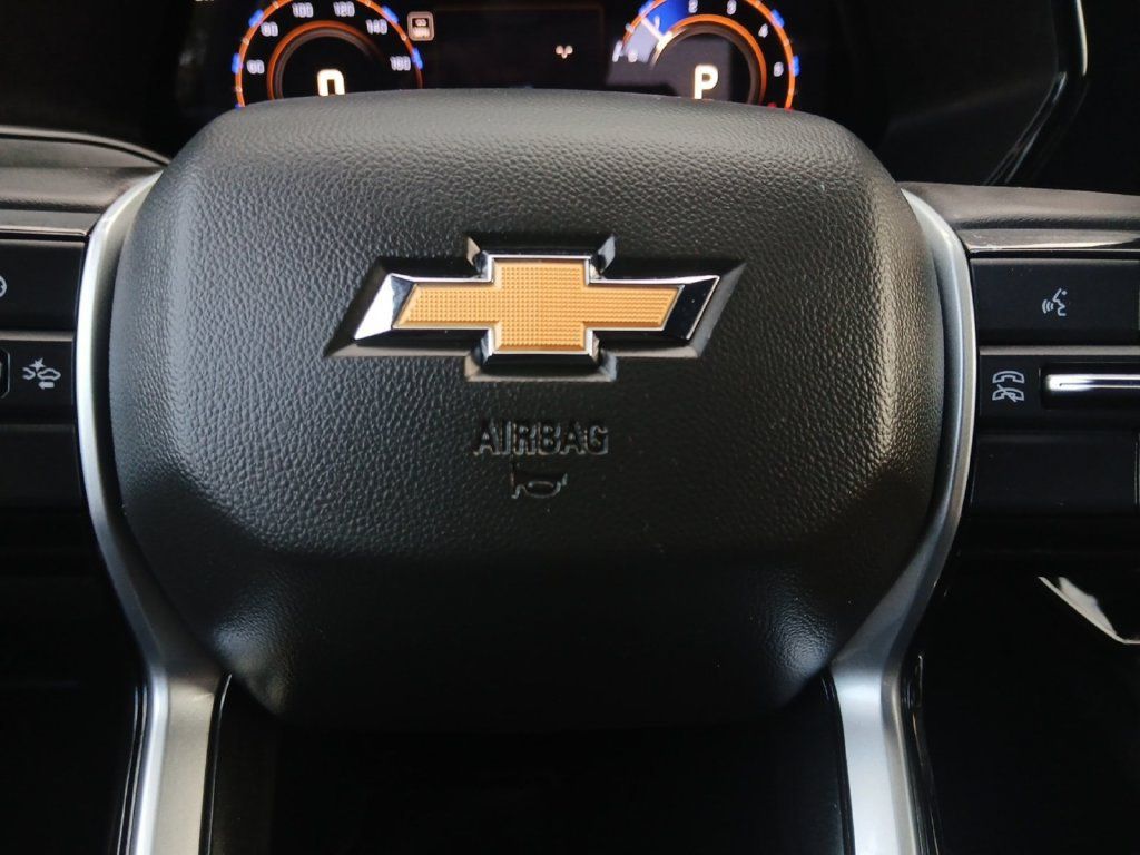 Used 2024 Chevrolet Colorado LT w/ LT Convenience Package RWD image 5