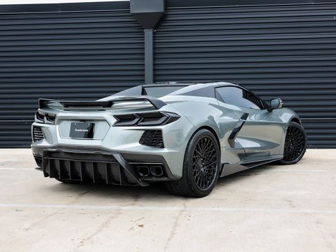 Used 2023 Chevrolet Corvette Stingray Premium Conv w/ Z51 Performance Package RWD image 7