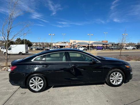Used 2019 Chevrolet Malibu LT w/ Driver Confidence Package image 9