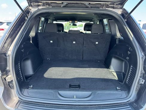 Used 2021 Jeep Grand Cherokee Laredo image 6