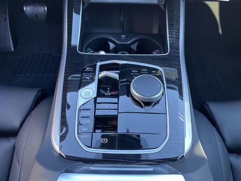 New 2026 BMW X5 xDrive40i w/ M Sport Package image 28