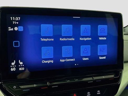 Used 2023 Volkswagen ID.4 Pro S AWD/4WD image 17