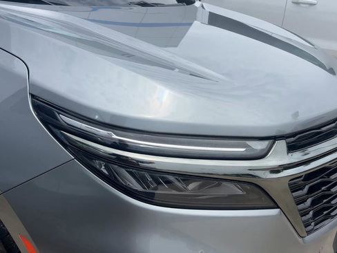 Used 2023 Chevrolet Equinox RS w/ RS Leather Package FWD image 2
