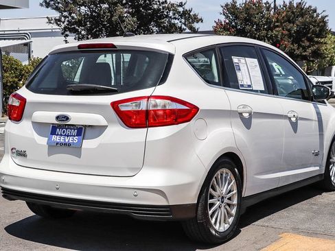 Used 2015 Ford C-MAX Energi SEL w/ Equipment Group 303A FWD image 4