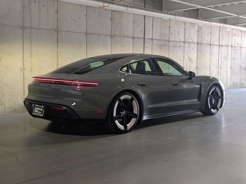 Certified 2025 Porsche Taycan AWD/4WD image 9