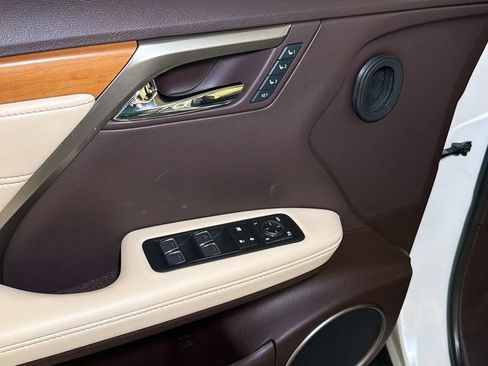 Used 2019 Lexus RX 450h AWD image 19