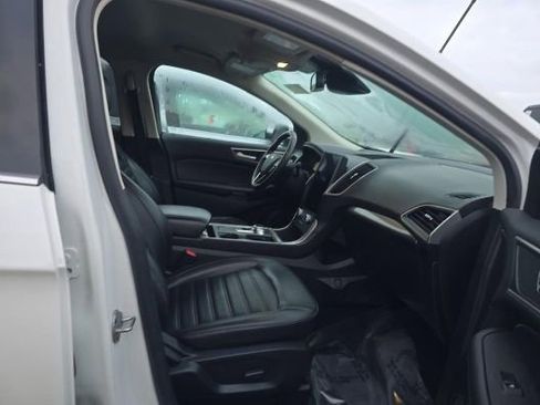 Used 2024 Ford Edge SEL w/ Convenience Package image 8