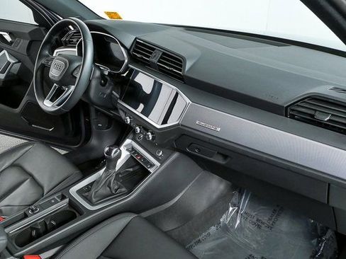 Used 2023 Audi Q3 2.0T Premium Plus w/ Premium Plus Package image 25