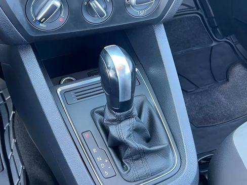 Used 2017 Volkswagen Jetta S FWD image 23