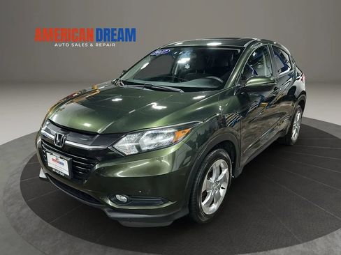 Used 2017 Honda HR-V EX image 1