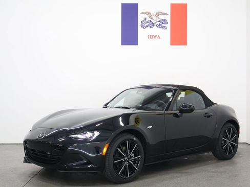 New 2026 MAZDA MX-5 Miata Grand Touring w/ Weather Package RWD image 8