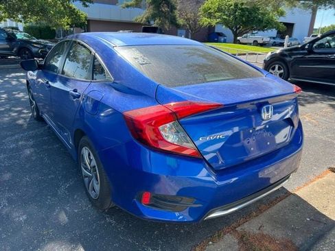 Used 2020 Honda Civic LX image 7