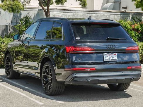 Used 2022 Audi Q7 2.0T Premium Plus w/ Premium Plus Package AWD/4WD image 8