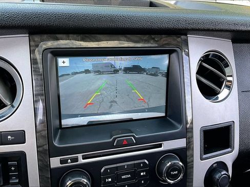 Used 2017 Ford Expedition EL Limited w/ Equipment Group 301A AWD/4WD image 9