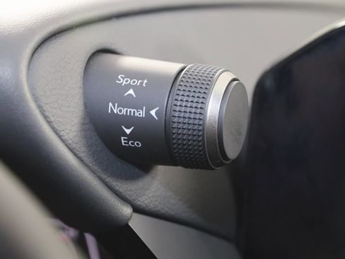 Used 2024 Lexus ES 350 w/ Accessory Package (Z2) image 31