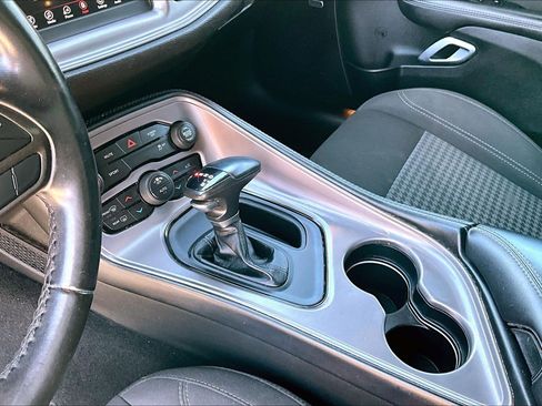 Used 2023 Dodge Challenger SXT RWD image 13