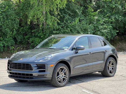 Used 2020 Porsche Macan S AWD/4WD image 1
