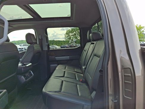 Used 2023 Ford F150 Lariat w/ Equipment Group 502A High AWD/4WD image 11