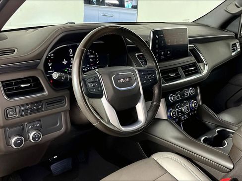 Certified 2022 GMC Yukon SLT w/ SLT Premium Package image 18