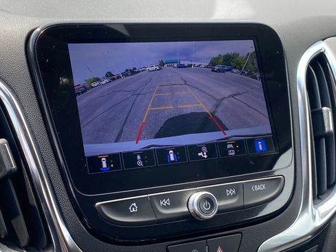 Certified 2024 Chevrolet Equinox Premier FWD image 11