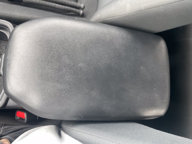 Used 2019 Toyota RAV4 LE AWD/4WD image 17