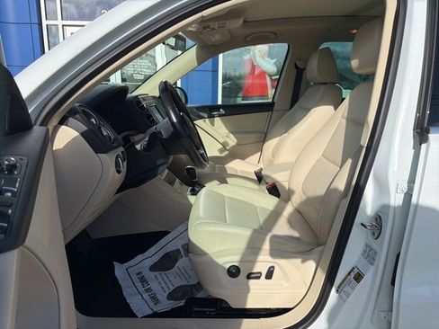 Used 2017 Volkswagen Tiguan Wolfsburg Edition image 11