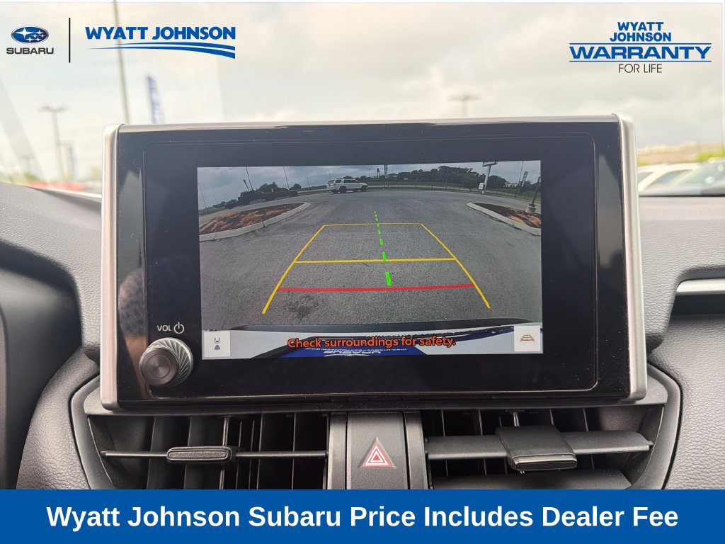 Used 2025 Toyota RAV4 XLE FWD image 29