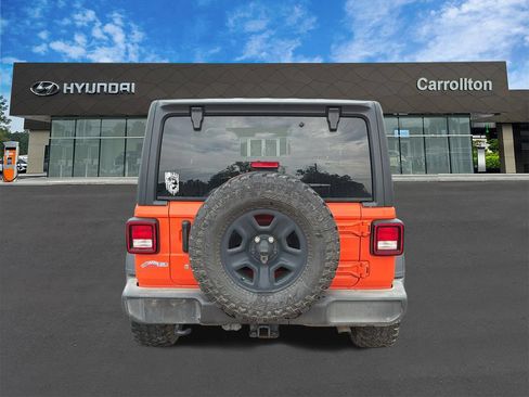 Used 2019 Jeep Wrangler Sport AWD/4WD image 6