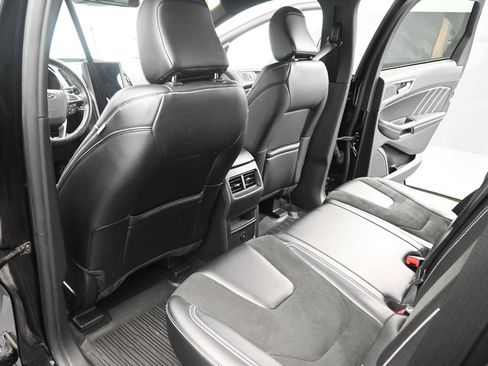 Used 2023 Ford Edge ST AWD/4WD image 14