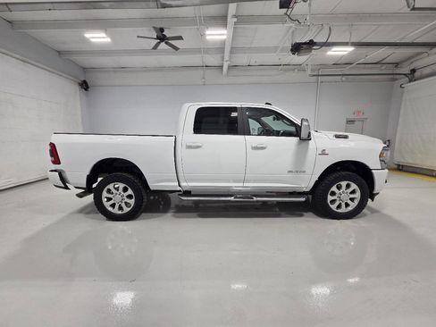 Used 2023 RAM 2500 Laramie AWD/4WD image 9