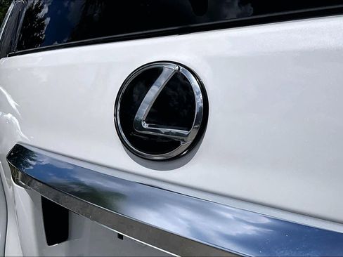 Used 2022 Lexus GX 460 Premium w/ Premium Package AWD/4WD image 31