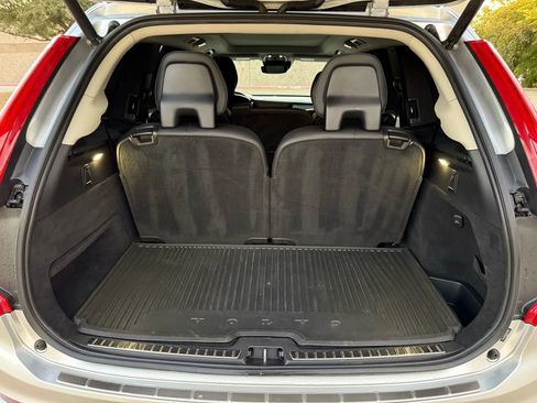 Used 2019 Volvo XC90 T6 Momentum w/ Protection Package Premier image 5
