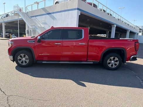 Used 2021 GMC Sierra 1500 SLT AWD/4WD image 2