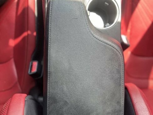 Used 2015 Lexus RC F w/ Premium Package RWD image 24