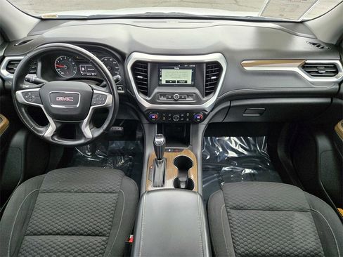 Used 2018 GMC Acadia SLE image 14