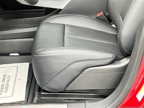 New 2026 Cadillac Optiq Sport 2 image 19